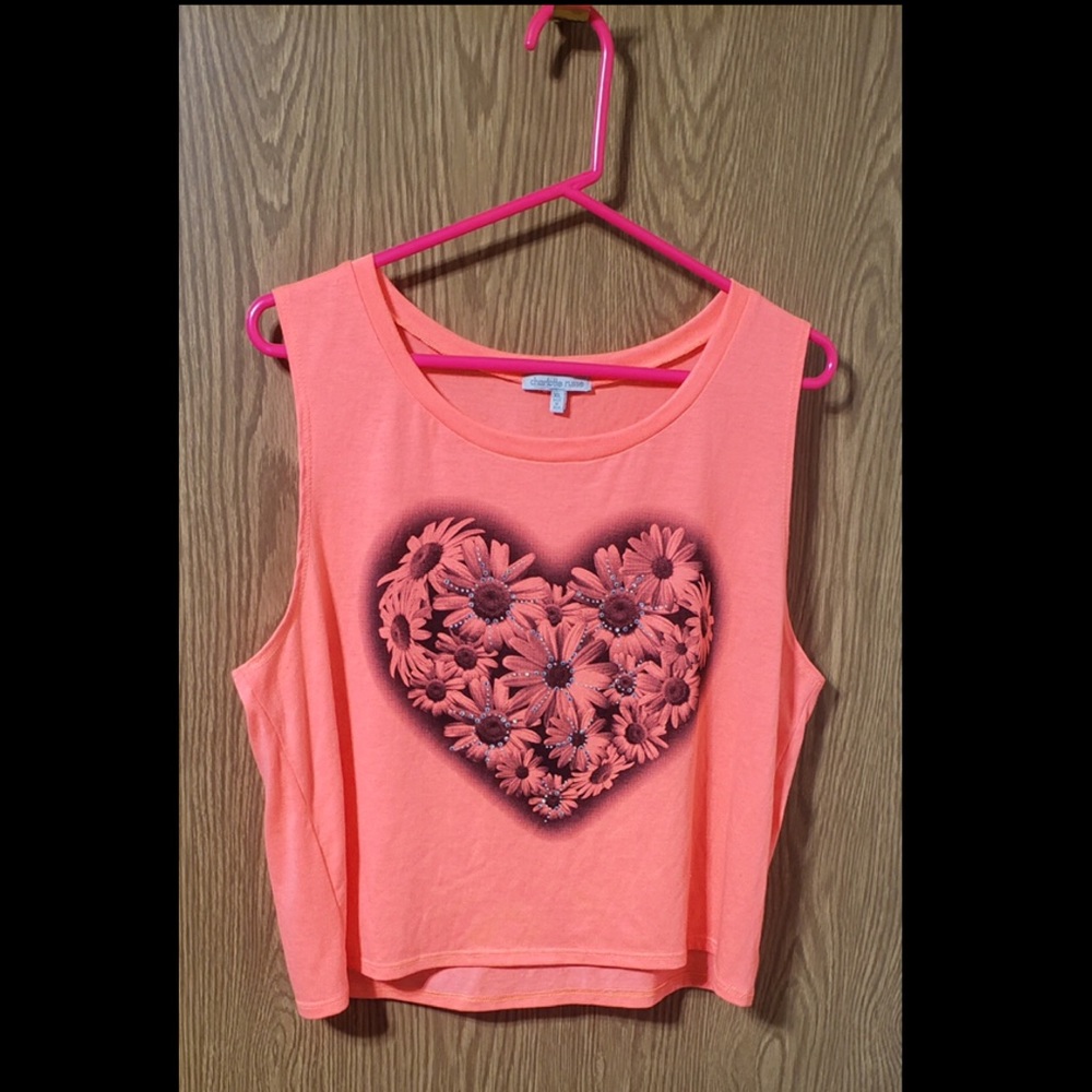 CHARLOTTE RUSSE Coral Cropped Heart Graphic Rhinestone Tank Top